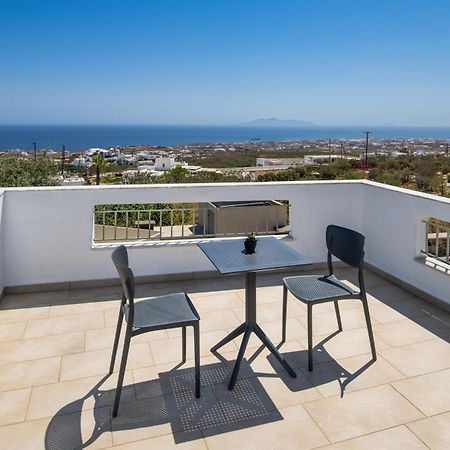 Hillside Elegance Suites Fira  Exterior foto
